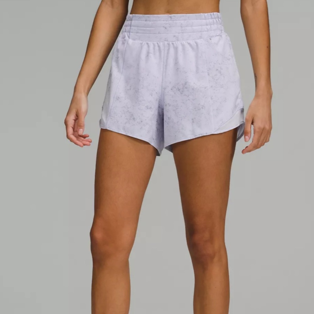 Lululemon Hotty Hot High-Rise Lined Short 4”
